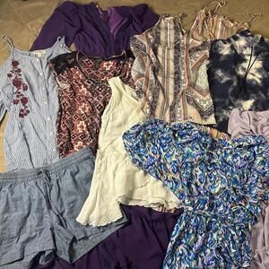 Women’s Medium Clothing Bundle 10 Piece Dresses Romper Jumpsuit Tops Casual Lot